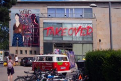 Výstava Takeover Street Art & Skateboarding.