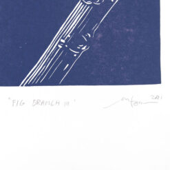 Fig branch III., modrá - Martina Rötlingová / linorytová grafika 36 x 25 cm