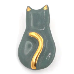 Mačka #13 - Studio Elave / porcelánová brošňa